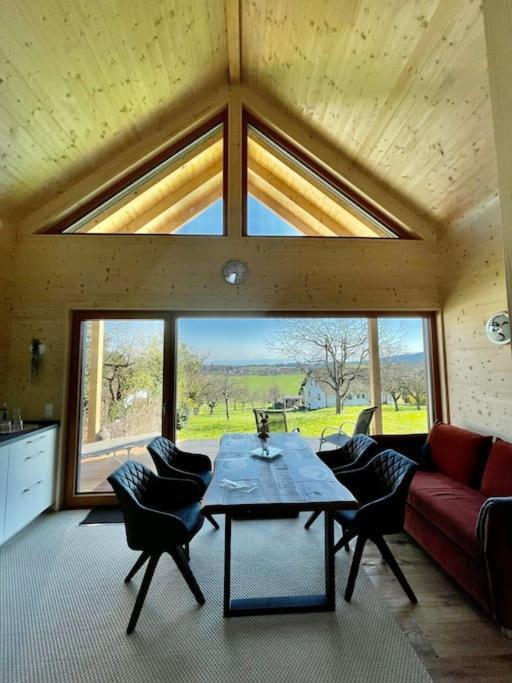 Zweistoeckiges Natur-Holzhaus Mit Berg- & Seesicht Horgenzell エクステリア 写真